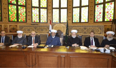 بحضور سلام.. جلسة للمجلس الشرعي برئاسة دريان