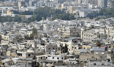 توتر في مخيم عين الحلوة بين عنصر من &quot;حماس&quot; وفتح.. إليكم ما حصل