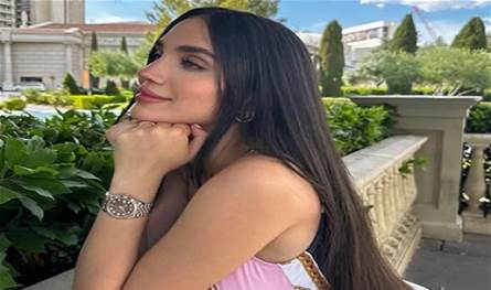 بالصور... ملكة جمال لبنان السابقة تُرزق بطفلتها الأولى وهذا إسمها