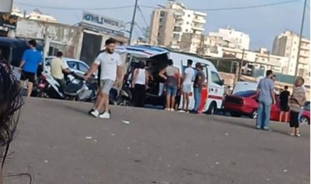 إنتشار غريق كان يُمارس هواية السباحة مقابل &quot;الفاخورة&quot; في الميناء