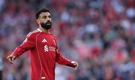 بالصور: لماذا كرم صلاح بممر شرفي فور وصوله لمعسكر منتخب مصر؟
