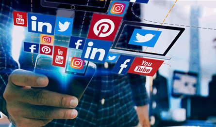 احتفالات مبالغ بها.. مواقع التواصل الاجتماعي تصنع مناسبات جديدة