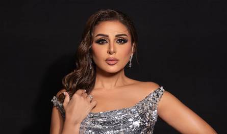 بدت بصحة جيدة.. أنغام تستمتع بوقتها على البحر بعد تعافيها من أزمتها (صور)