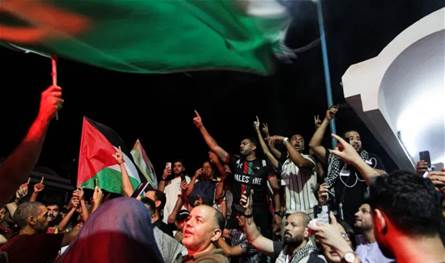 لحظة استهداف أسطول الصمود قبالة الساحل التونسي (فيديو)