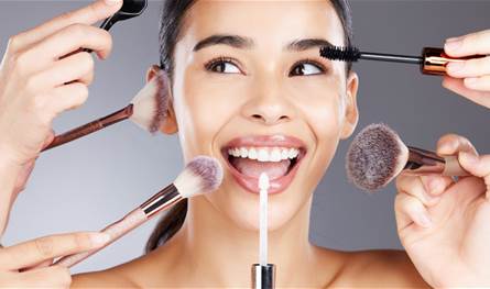 صيحة تجميلية خطيرة قد تشوّه الوجه.. ما هي؟