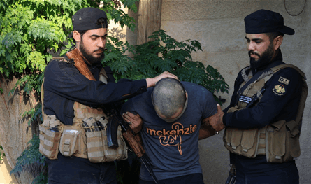 بالصور: خلية لـ&quot;الحزب&quot; في سوريا.. ما قصتها؟