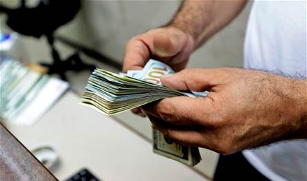 ودائع اللبنانيين في المصارف.. كيف ستتم إستعادتها ومَنْ سيتحمل الخسائر؟