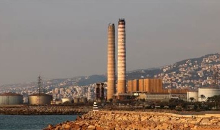 توقيف باخرة فيول بعد مطاردة بحرية.. والتحقيقات تكشف تزوير أوراق المنشأ