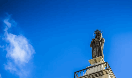 دير القمر تحتفل بعيد الصليب