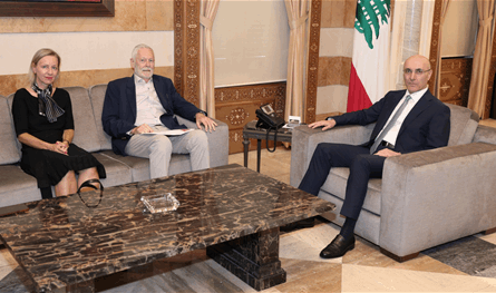 الحجار بحث أوضاع اللاجئين الفلسطينيين مع دمشقية وكلاوس