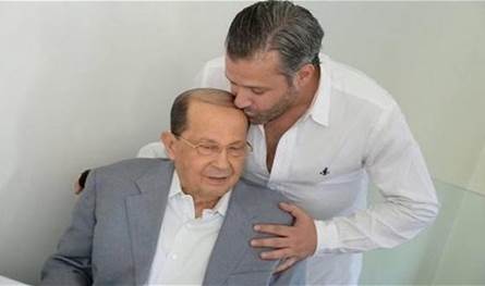&quot;ضحك علينا&quot;.. فنان لبناني شهير يُهاجم ميشال عون: ندمان اني صدقتو (فيديو)