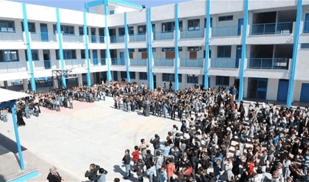 طلاب تعرضوا لتسمم جماعي
