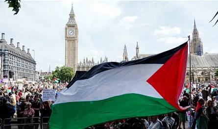 بعد انتهاء زيارة ترامب.. هل ستعترف بريطانيا  بدولة فلسطين؟