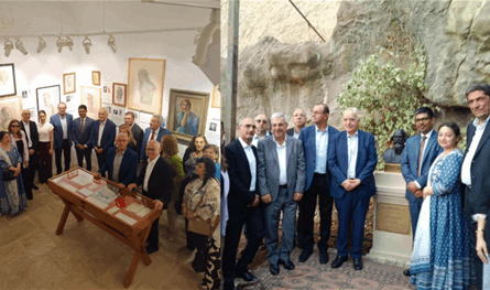 في متحف جبران.. لبنان يزيح الستار عن مجسم رابندرانات طاغور