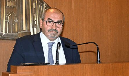 الحشيمي: صورة طلاب الجامعة اللبنانية على البلاط عار على الدولة