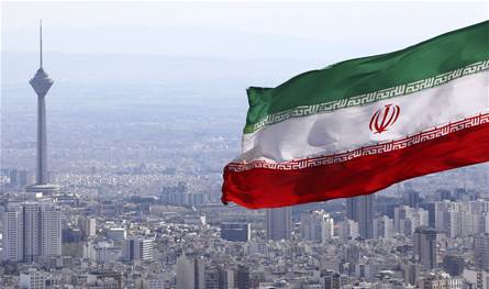 مفاوضات بين طهران والترويكا الأوروبية قبيل انتهاء مهلة العقوبات