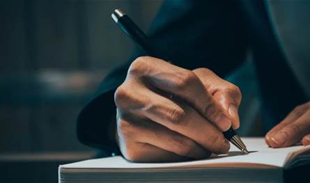 كتاب من أصحاب المصانع.. مطالب بحل أزمة النقل والمواد الأولية