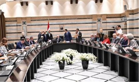 &quot;لا تصحيح للرواتب&quot;.. الحكومة تقر موازنة العام 2026