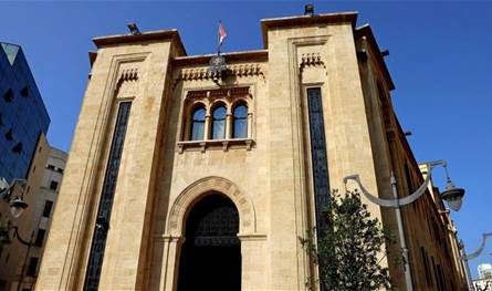 فرعية الادارة أقرت مواد اصبح بالامكان بتها بعد اقرار مواد على صلة بها