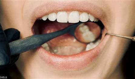 رائحة الفم الكريهة تفضح شيئا لا تعرفه.. اليكم ما كشفته آخر الدراسات