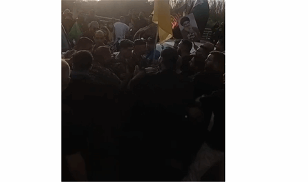 بالفيديو.. تدافع بين الجيش ومناصري الحزب أمام صخرة الروشة
