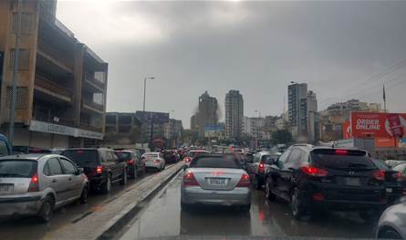 صباح اليوم.. حركة مرور كثيفة على هذه الطرقات