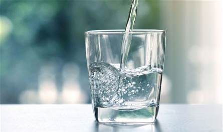 شرب الماء.. عادة صحية لا غنى عنها