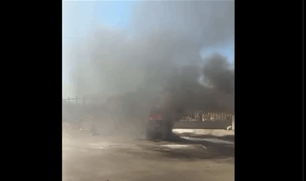 بالفيديو... إحتراق &quot;فان&quot; لنقل الركاب في حيّ السلم