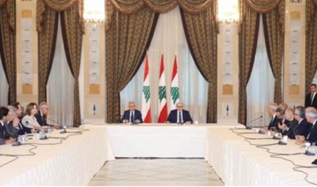 اجتماع بين سلام ووفد فرنسي لاستعراض مشاريع إعادة الإعمار