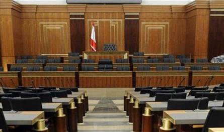  الخلاف الانتخابي انفجر في مجلس النواب.. اتصالات بين أطياف المعارضة لمقاطعة جلسة اليوم