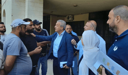 الحريري تبحث قضية البسطات مع بلدية صيدا