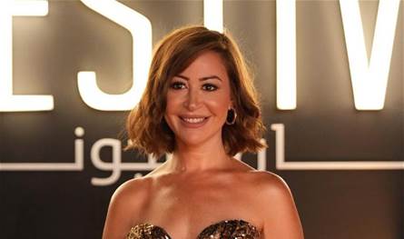 بأجواء بسيطة.. خطوبة منة شلبي من منتج معروف إليكم التفاصيل