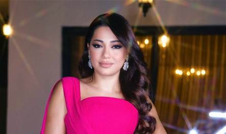 لحظات رومانسية تجمع الفنانة رحمة رياض بزوجها الوسيم (فيديو)