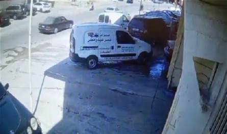 فيديو لحادث سير مروّع... شاهدوه