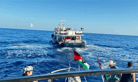 إسرائيل تؤكد ترحيل 137 ناشطاً إضافياً من أسطول الصمود
