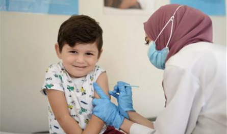 تجمعا الأطباء والديموقراطي: ندعو الي التلقيح المجاني للتلاميذ ضد الانفلونزا