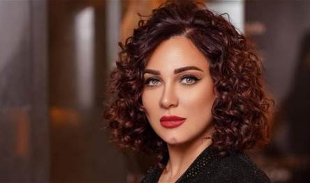 بعد تحطيم معهد الموسيقى في سوريا.. سلاف فواخرجي تعلّق