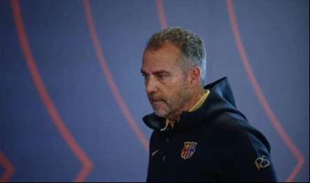 بعد سقوط برشلونة برباعية وتصدر ريال مدريد.. هذا ما قاله فليك 