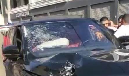 جرحى في حادث سير بين &quot;جيب&quot; و&quot;فان&quot;