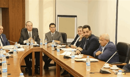 الإدارة والعدل تتابع درس تعديل نظام الموظفين