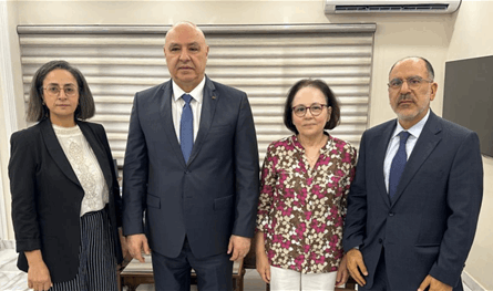 عون من مجلس الخدمة المدنية.. تشديد على النزاهة والشفافية في الإدارة العامة