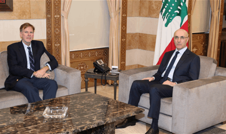  الحجار يستقبل القائم بالأعمال الأميركي.. 40 مليون دولار دعمًا لقوى الأمن