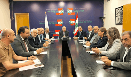 وزير العمل يترأس اجتماع لجنة المؤشر: الحد الأدنى للأجور وبراءات الذمة