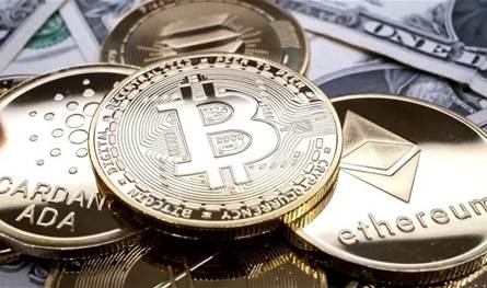 بعد تصريحات ترامب.. هبوط حاد في بيتكوين والعملات المشفرة