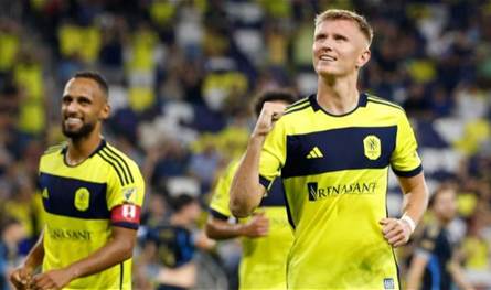MLS على صفيحٍ ساخن.. لاعب ينافس ميسي على الحذاء الذهبي