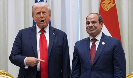 قمة شرم الشيخ: ترامب يصل ويشيد بدور مصر… والسيسي يطلب رعايته لإعمار غزة
