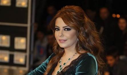 بلوك مختلف.. ليليا الأطرش تُفاجئ الجمهور بإطلالة جديدة (صورة)