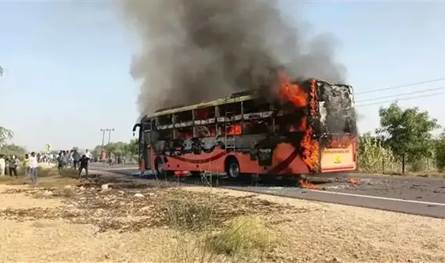 مصرع 20 شخصاً في حريق حافلة بولاية راجاستان الهندية