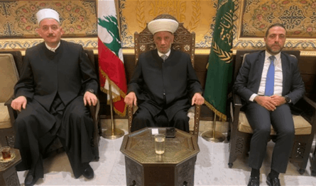 زوار دريان.. نقاش للأوضاع العامة وشؤون نقابة المحامين