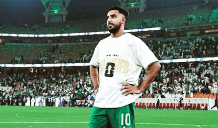 سالم الدوسري يقترب من لقب أفضل لاعب آسيوي للمرة الثانية